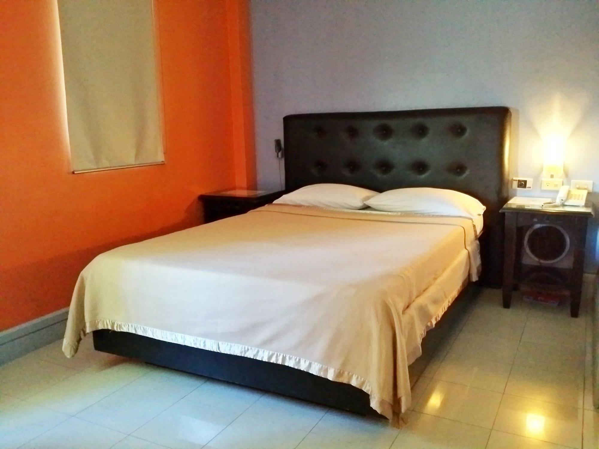 Jardin De Rosal Hotel Pasig City Kültér fotó