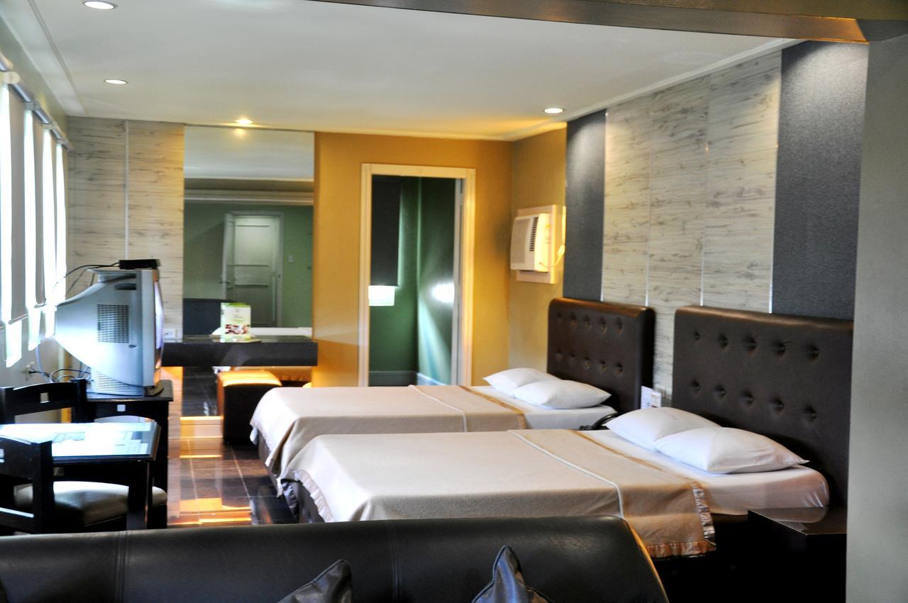 Jardin De Rosal Hotel Pasig City Kültér fotó